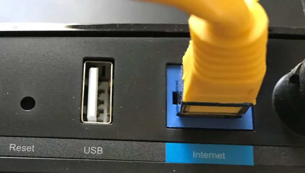 Router internet port