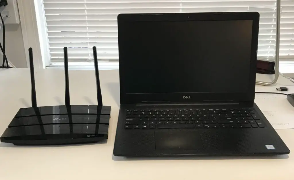 Laptop and router